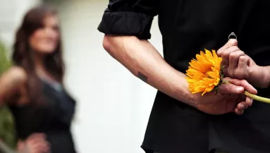 Megkérte párja kezét a magyar sztár, de egy dolgot bizony elfelejtett