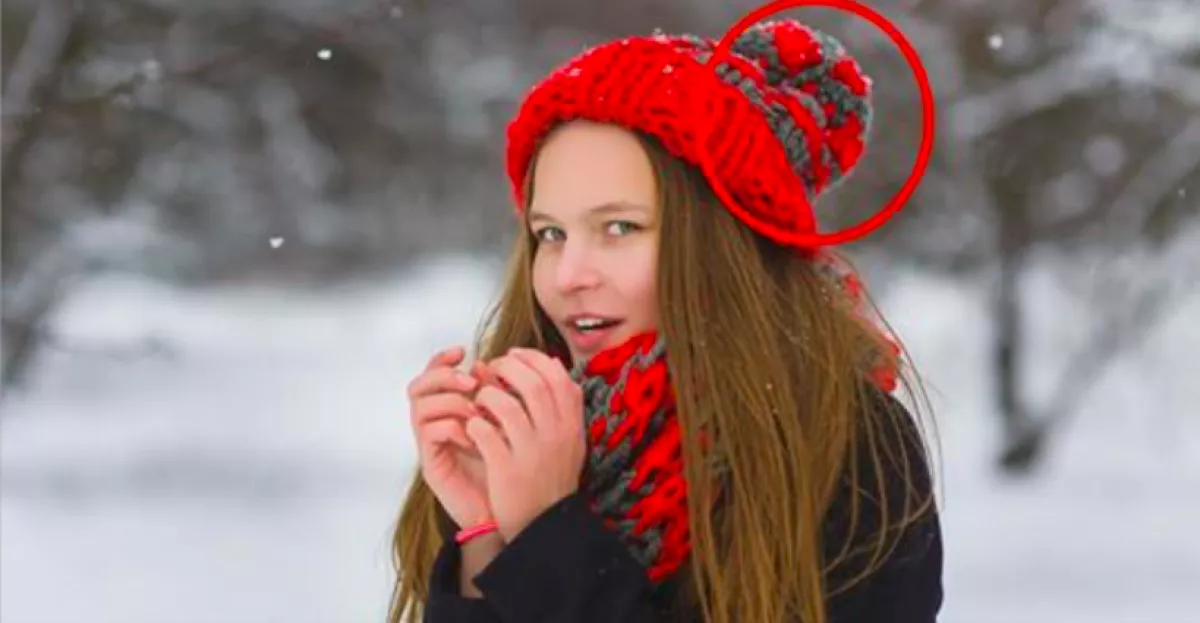 Ezért van valójában pompom a sapkákon! Nem díszként szolgál