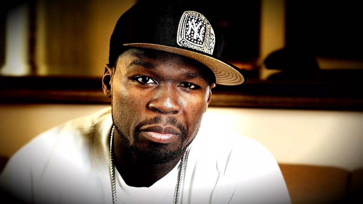 Egészen undorító, hogy mivel díszíti 50 Cent a karácsonyfáját