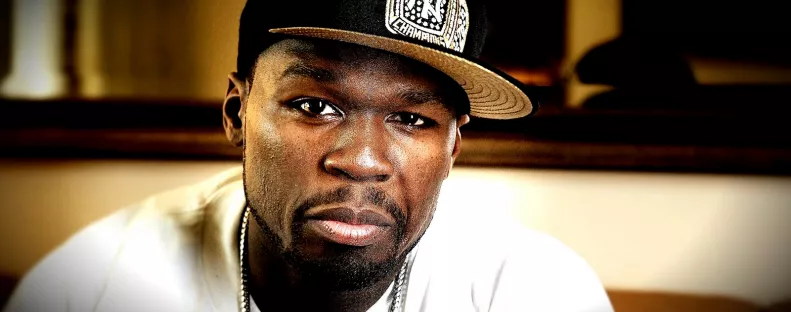 Egészen undorító, hogy mivel díszíti 50 Cent a karácsonyfáját