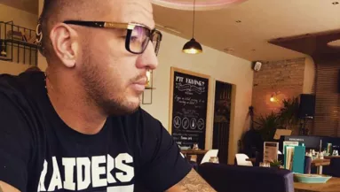 Nincs vége! Szerelmének is üzent Curtis! Ezt