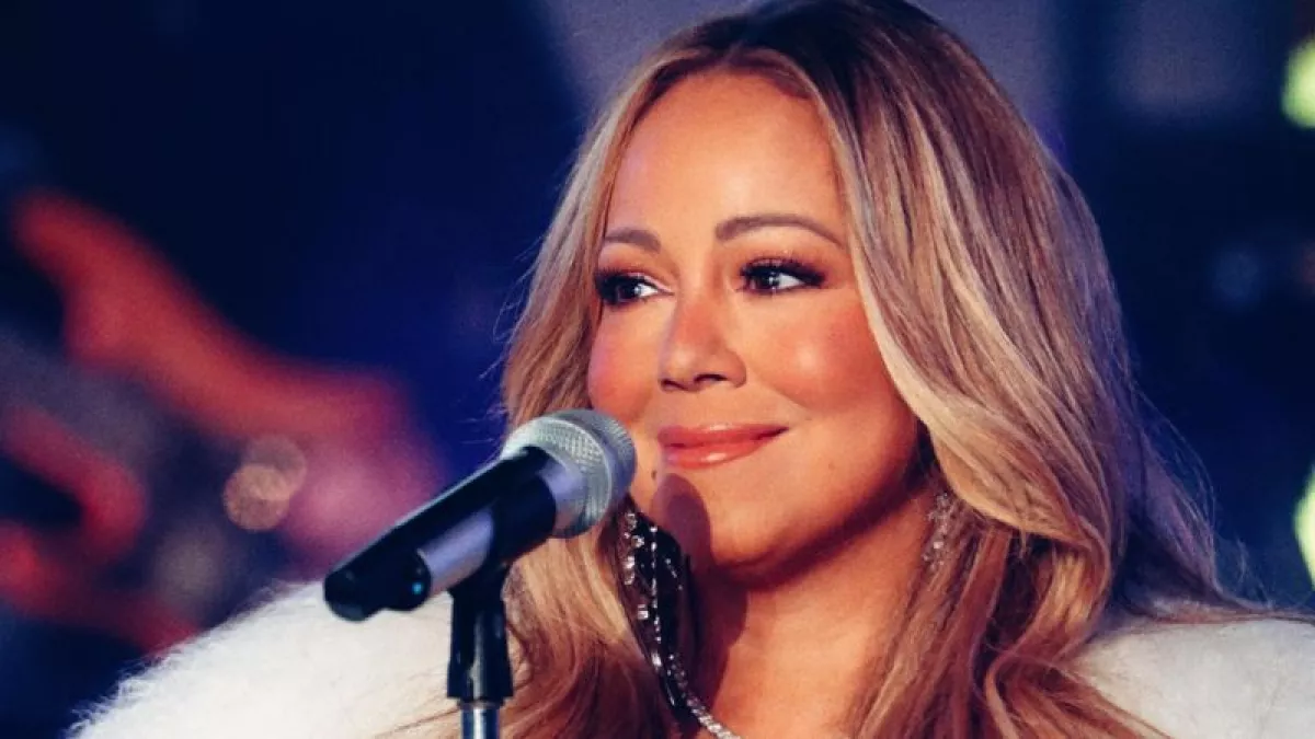 40 kiló mínusz! Falatnyi bikinire vetkőzött Mariah Carey! - Fotók