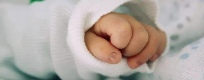 Örömhír! Megszületett a sztárpár babája - furcsa nevet adtak neki! 