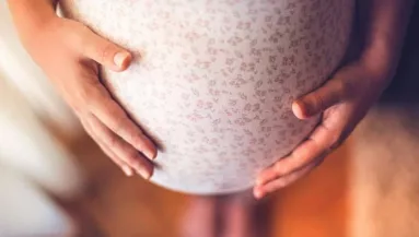 Nagy bejelentés! Babát vár a Megasztár énekesnője!