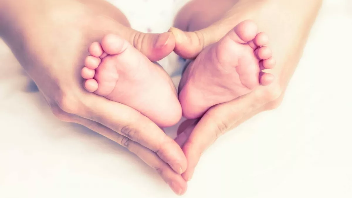 Gólyahír! Megszületett a Fradi sztárjának gyermeke - Fotó