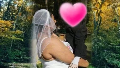 Döbbenet! Hozzáment egy zombi babához a 21 éves lány! - Fotók