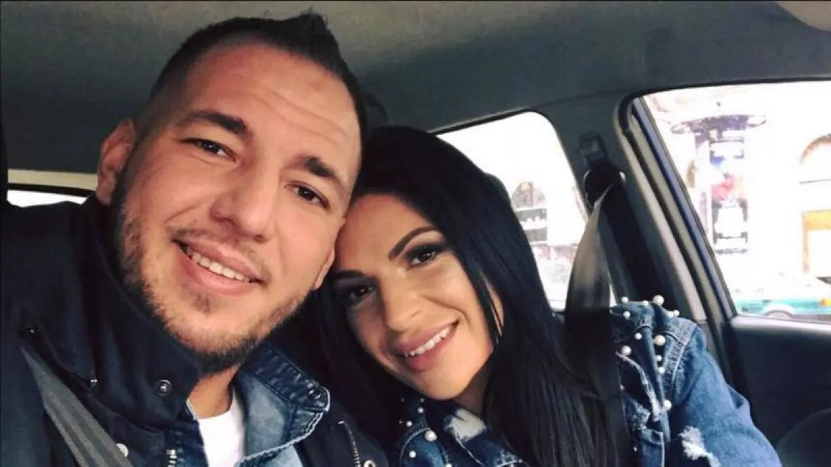 Hatalmas örömhírt jelentett be Curtis! És erre kér másokat...