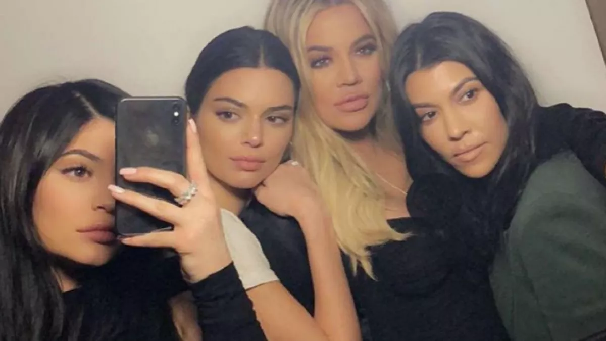 Botrány: Húga, Kylie Jenner barátnőjével csalta meg a párja a Kardashian-lányt! Szakítottak! - Fotók