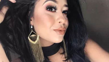 Csak egy orrpiercinget csináltatott ez a lány, soha többé nem tud járni majd