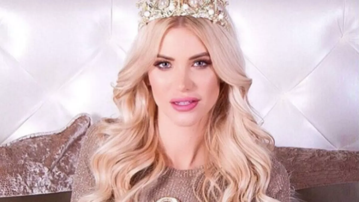 Kiakadtak a rajongók Luxus Vivi bikinis fotóján - így reagált a luxusfeleség