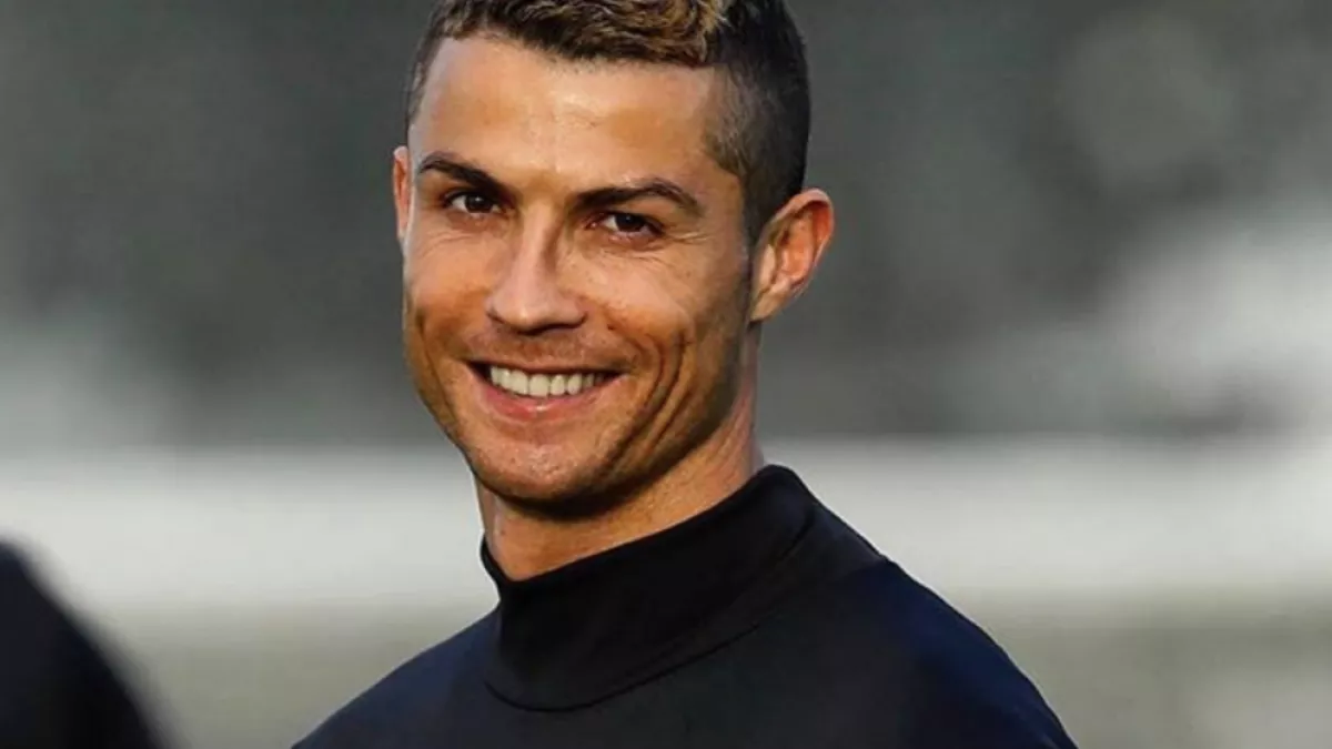 Cristiano Ronaldo új kutyáján röhög az egész világ! - Fotó