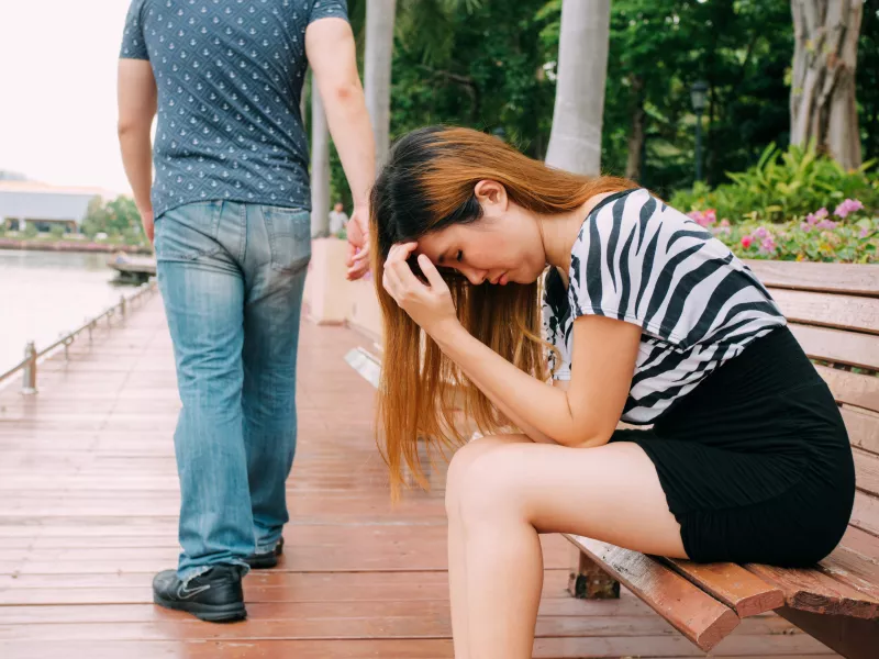 3. Nem tisztel téged.  A tiszteletlenség rengeteg módon megmutatkozhat: lehetséges, hogy 