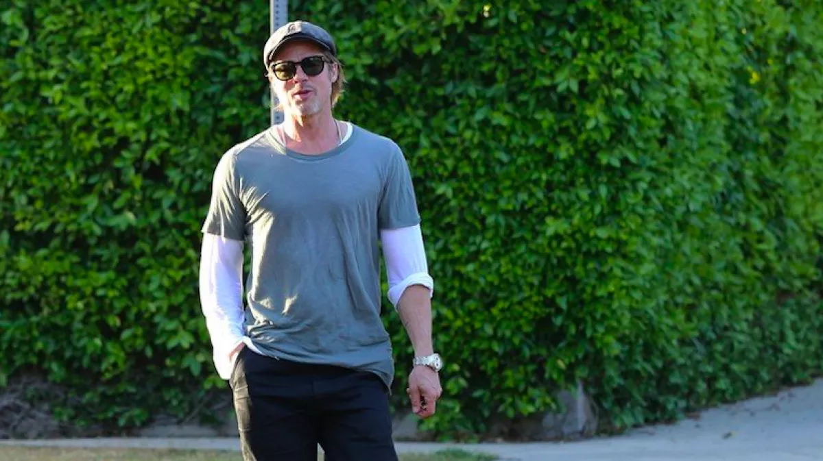 Árulkodó reakció! Brad Pitt-et az utcán kérdezték meg, összejött-e Jennifer Aniston-nal! - Videó