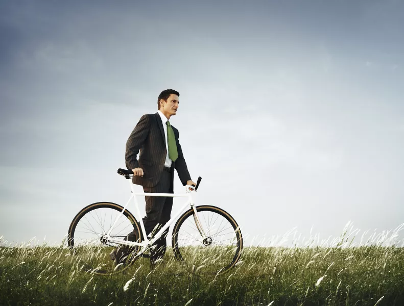 1. Kissé konzervatív típus vagy, munkádba szíved-lelked beleadod. Megbízható és békés természetű vagy, a zűrösebb helyzetekben is megőrzöd a nyugalmadat. Kedveled a kihívásokat, amibe belefogsz, azt sosem félgőzzel viszed véghez, hanem úgy, hogy lehetőleg a maximumot hozhasd ki magadból.