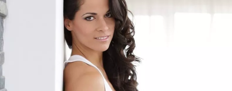 MEGLEPETÉS VIDEÓ: Gigi várandós bejelentése! 