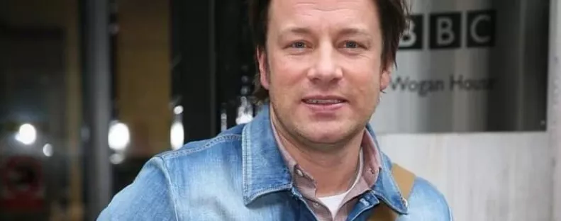 Összeomlik Jamie Oliver étterembirodalma!