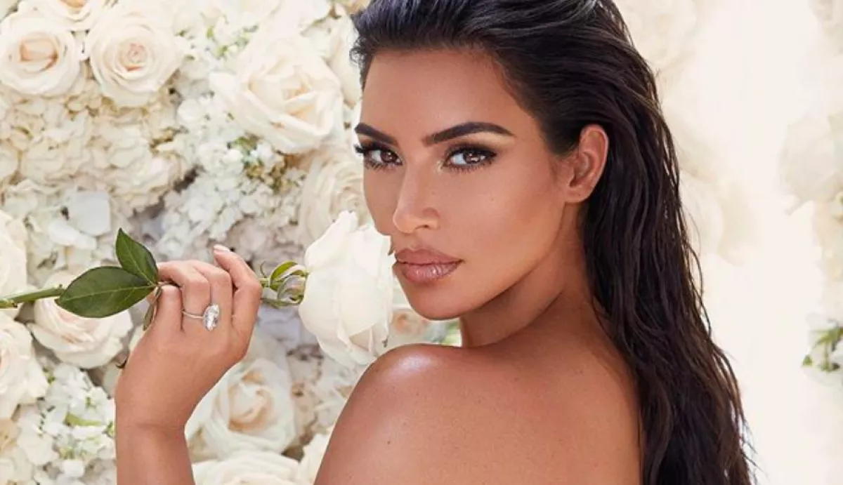 Levédette! kisfia bizarr nevét Kim Kardashian! Kiderült, miért