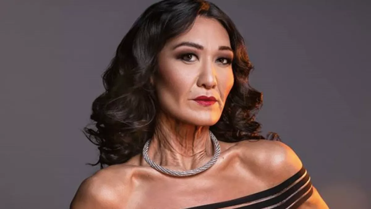 Felvállalta! 50-nek néz ki ez a 28 éves modell, mert nem tapad a bőre a testére! - Fotók