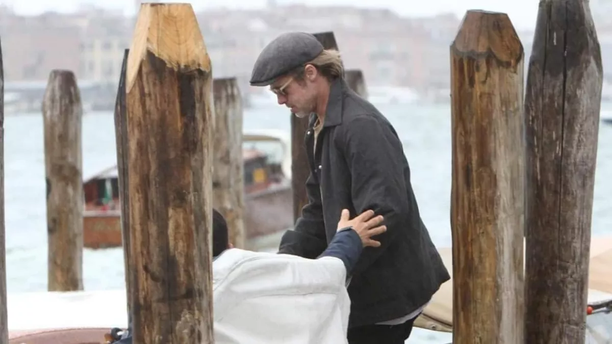 Lefotózták! Ezzel a fiatal lánnyal romantikázott Velencében Brad Pitt! - Fotó