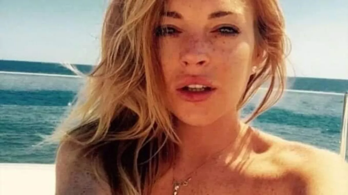 Meztelen kép került a netre Lindsay Lohan-ről! - Mutatjuk