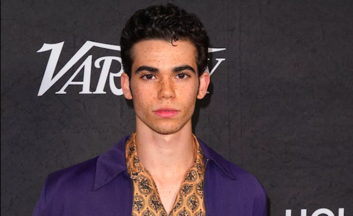 Szívszorító! Cameron Boyce apja kiposztolta fia halála előtti utolsó képét - Fotók