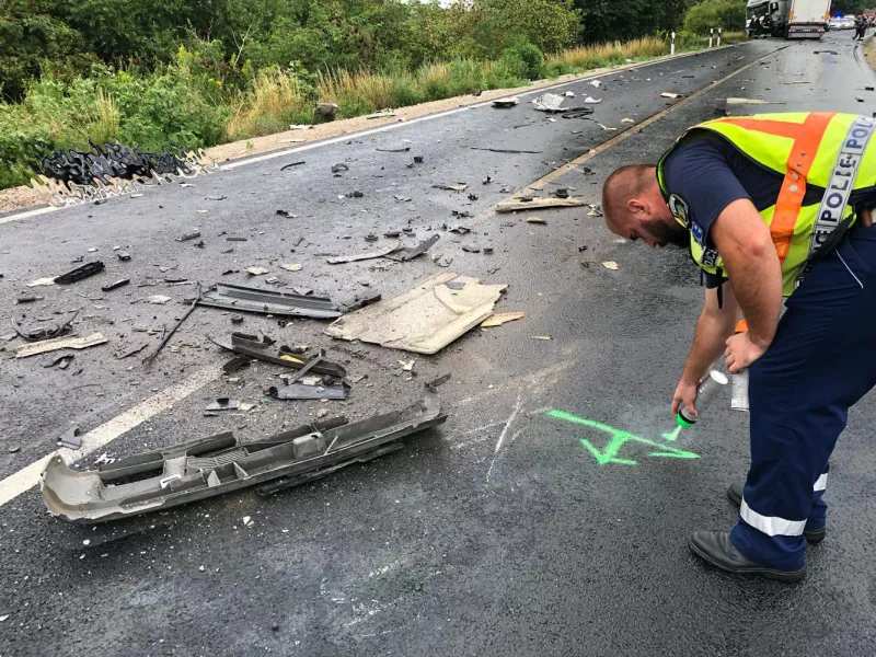 A baleset során egy 31 éves verebi férfi olyan súlyos sérüléseket szenvedett, hogy a helyszínen életét vesztette.