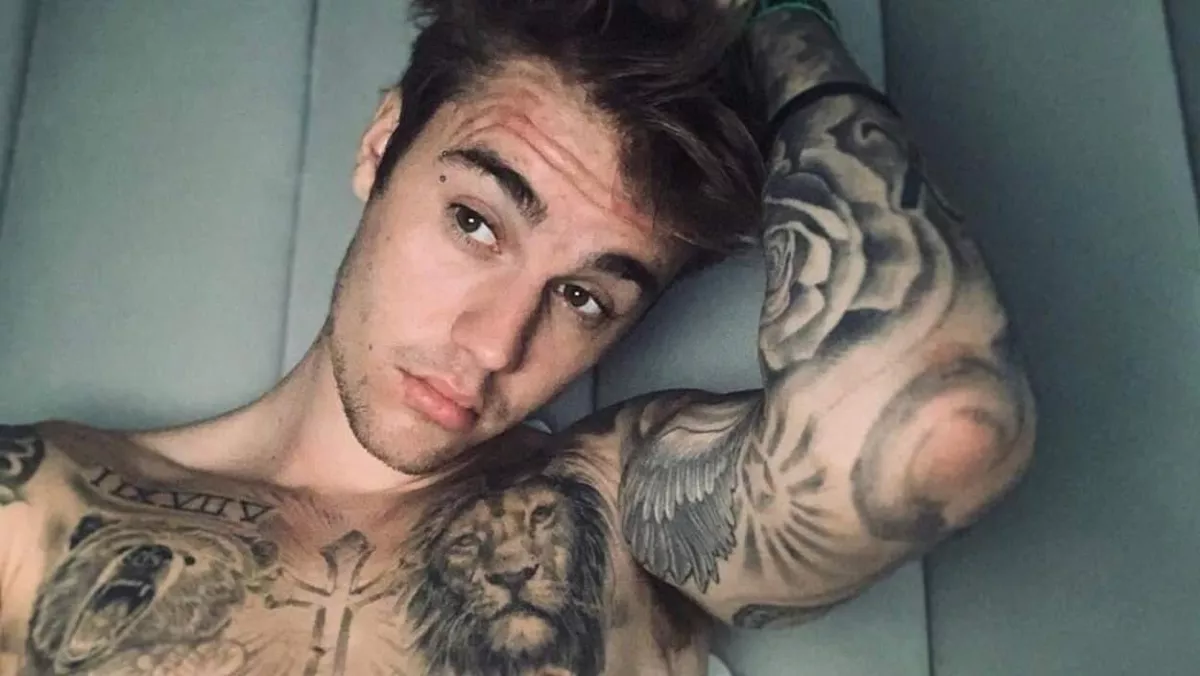Gyémánt fogakat csináltatott Justin Bieber - így néz ki! - Fotó