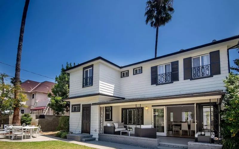 Meghan Markle egykori Los Angeles-i otthona most 1,8 millió dollárért eladó.