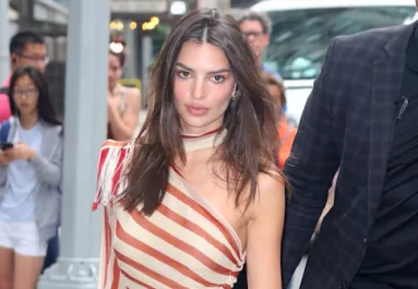 A világ leghíresebb modellje valami szőröset villantott! - Fotók