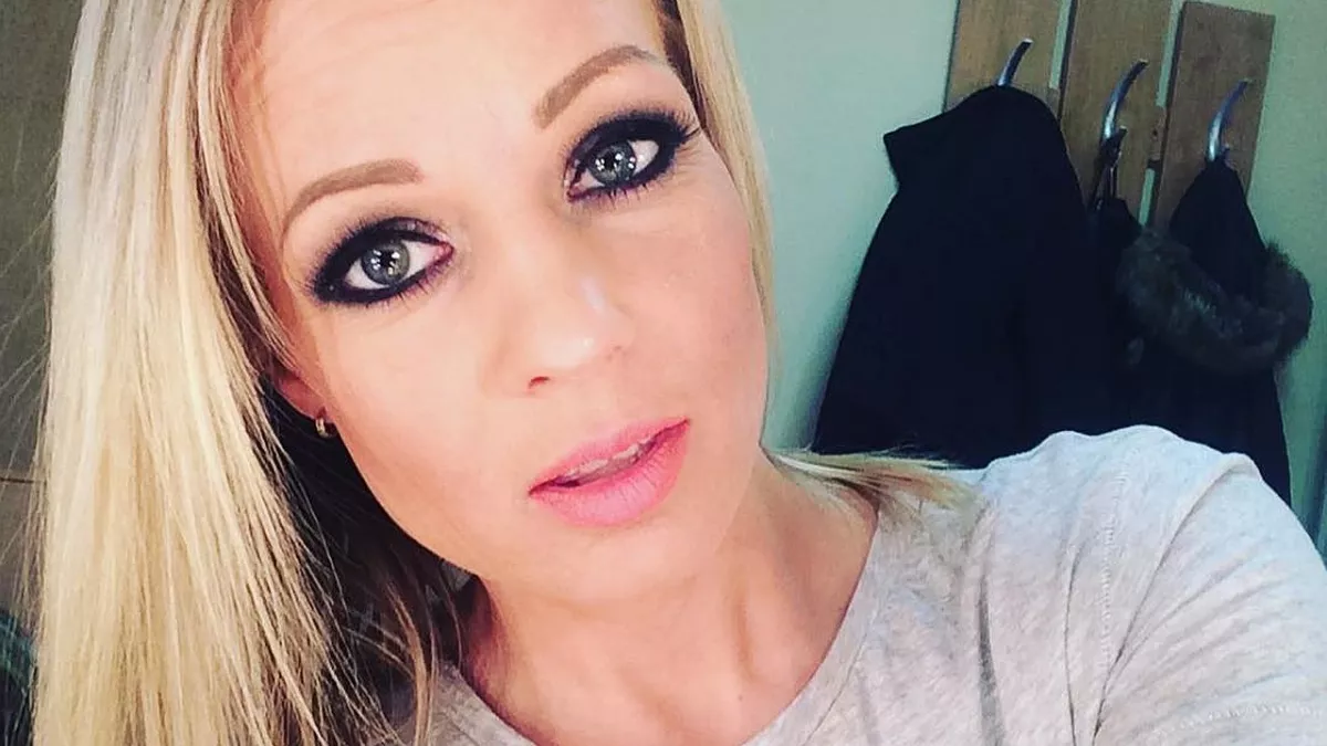 Bikiniben, büszkén mutogatja a jegygyűrűjét Fresh Andi! - Fotók