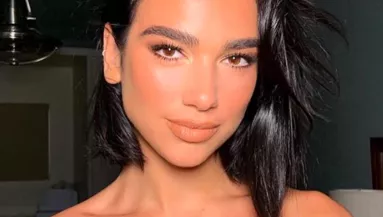 Döbbenet: Dua Lipa és új szerelme ugyanolyan hajat csináltatott! - Fotók