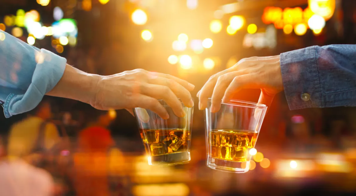 Az Erzsébet-hídon tért magához - bedrogozták a magyar sztár fiát! - Videó