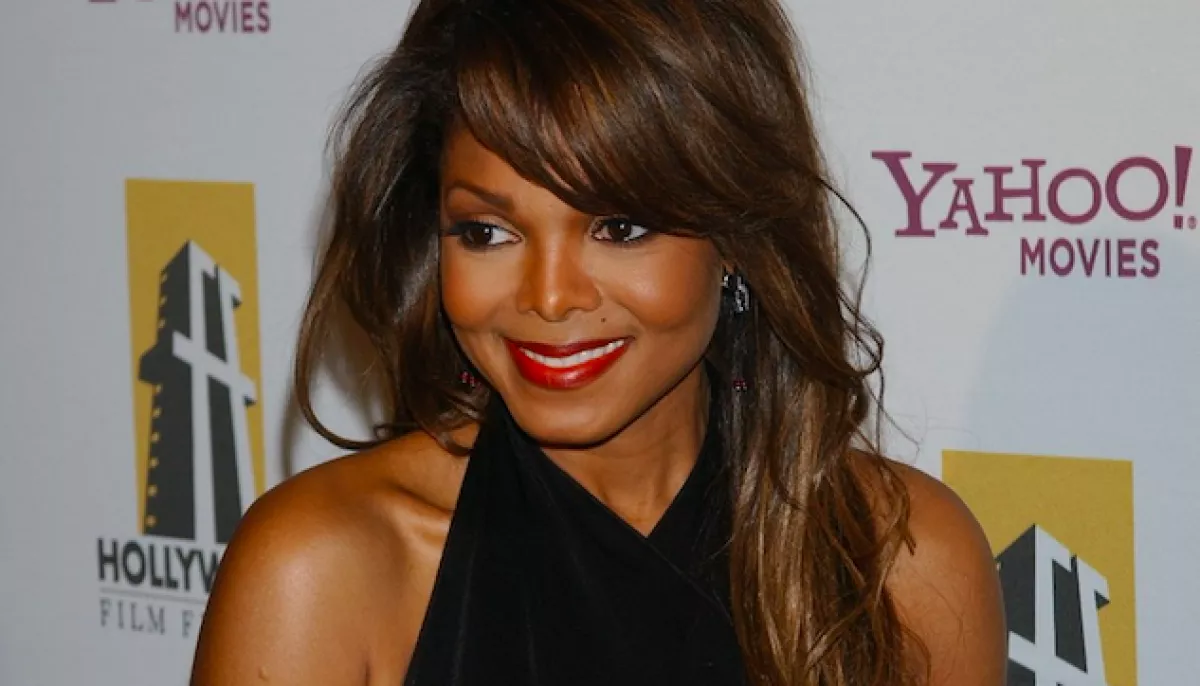 Felismerhetetlen! Legalább 15 kilót hízott Janet Jackson - Fotók