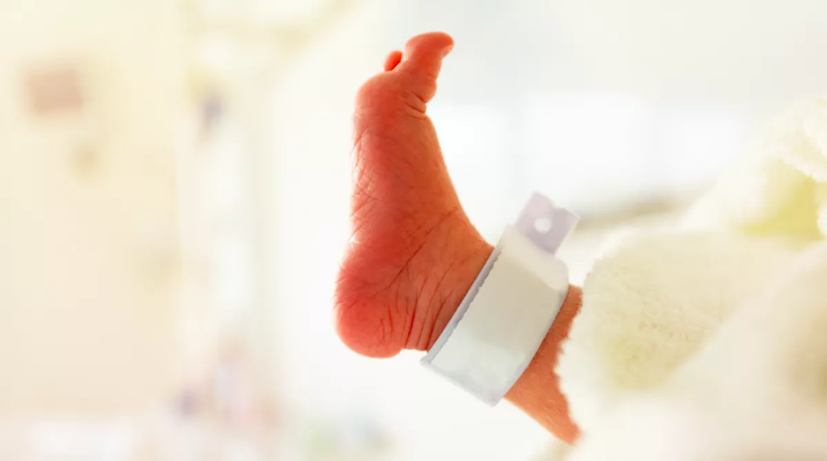 Szenzációs bejelentés! 44 évesen lett édesanya a gyönyörű énekesnő! - Fotók