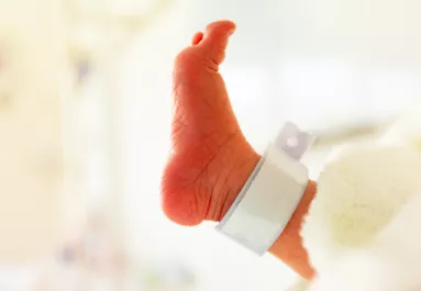 Szenzációs bejelentés! 44 évesen lett édesanya a gyönyörű énekesnő! - Fotók