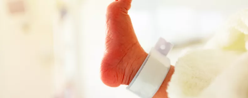 Szenzációs bejelentés! 44 évesen lett édesanya a gyönyörű énekesnő! - Fotók