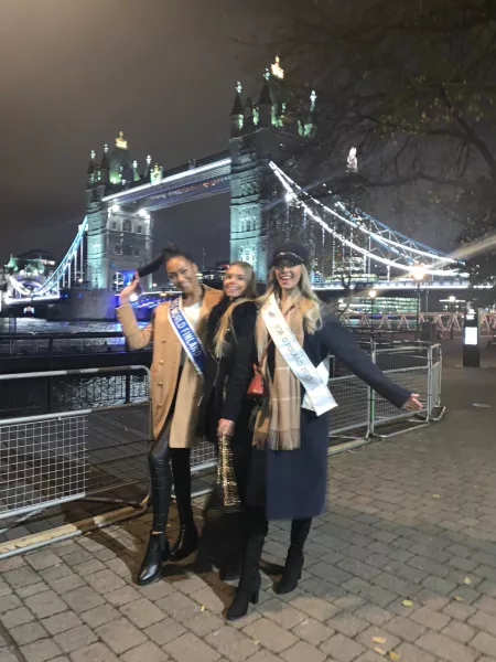 Szerdán kelt útra a Miss World Hungary nyertese, tegnap óta pedig már Londonban folytatja a felkészülést a világversenyre. 