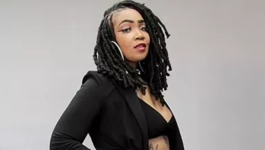 Illegálisan töltötték fel, így néz ki most a táncoslány hátsója! - Fotók