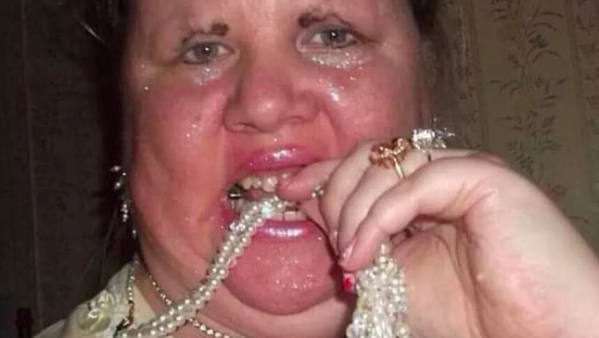 Belehalsz! 10 döbbenetes csajfotó az orosz Tinder- ről!