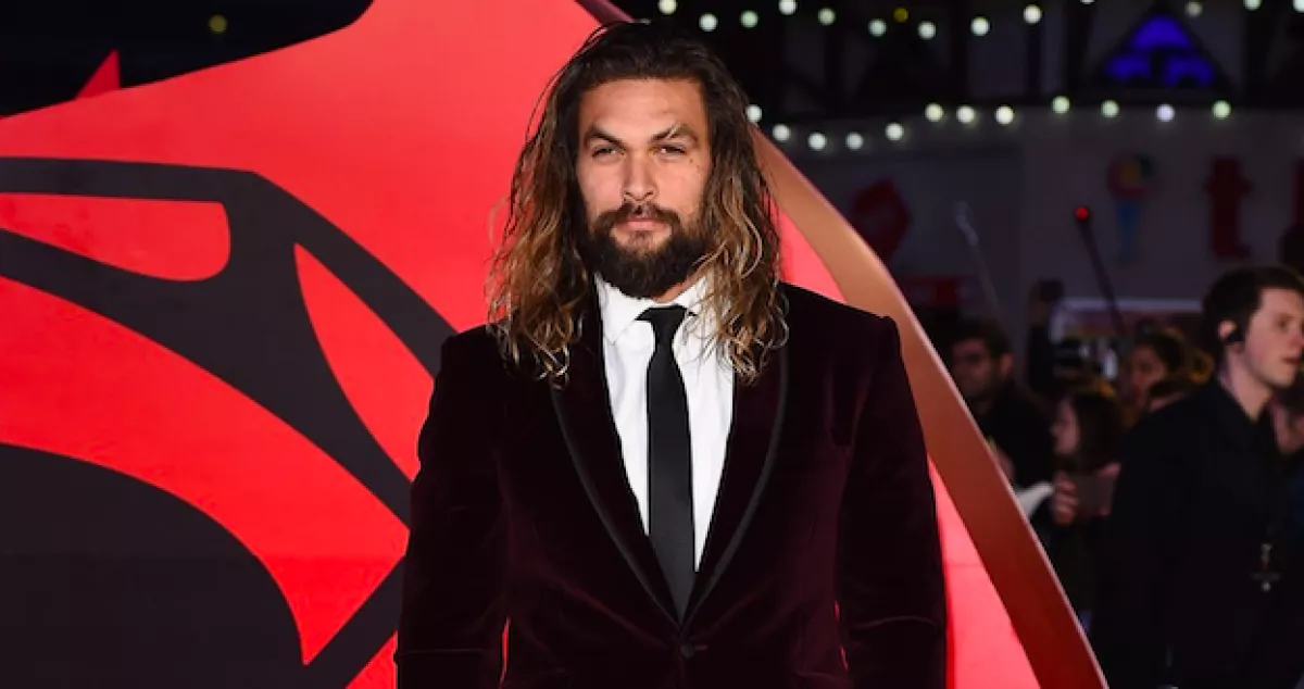 Se szakáll, se haj! Fiatalon is álompasi volt a Trónok harca sztárja!