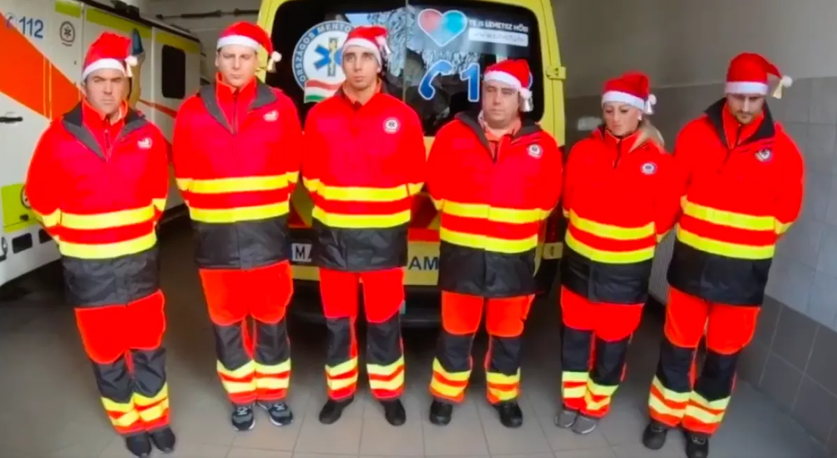 A magyar mentősök karácsonyi videója letarolja a netet!