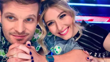 Puskás Peti lefotózta: így néz ki Dallos Bogi smink nélkül! - Fotók