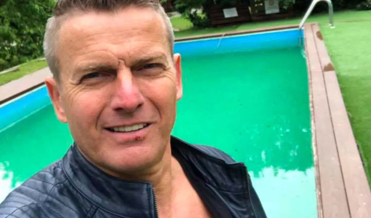 Most érkezett: ismét autóbalesetet szenvedett Rékasi Károly!