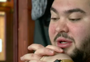 Apja ruháiban jár - Először szólalt meg Gesztesi Károly fia a halála óta - Videó