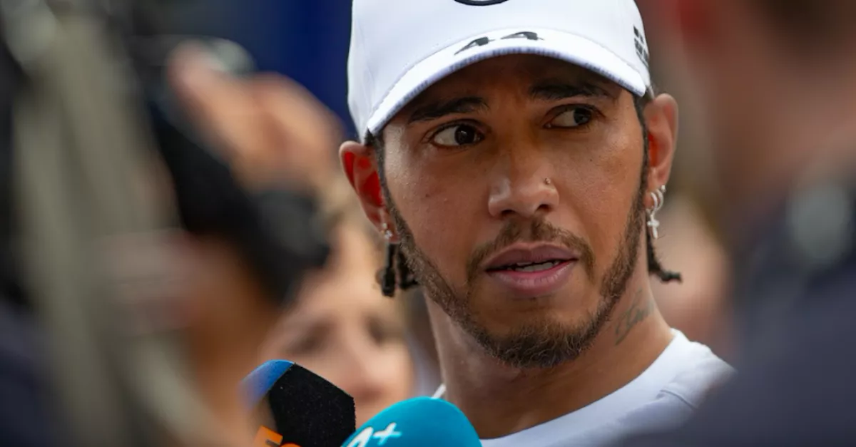 16 milliárdért árulja Lewis Hamilton ezt a new yorki penthouse-lakását! - Fotók