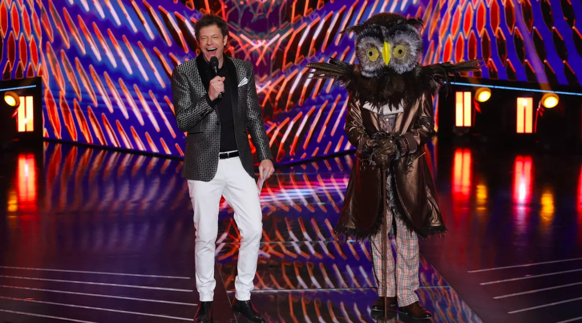 Felrobbant a stúdió: a Barátok közt sztárját rejtette a maszk a TV2-n!