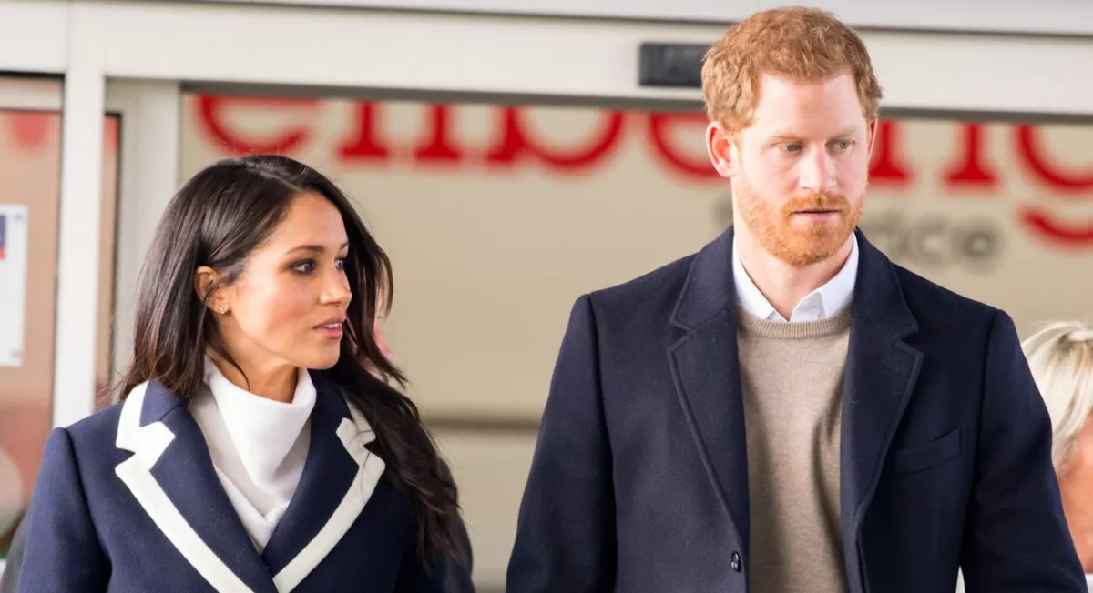 Súlyos csapást mért Erzsébet királyné Meghanra és Harryre! 