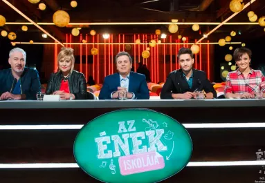 Szobafestő és jóképű férfi lett az Ének iskolája sztárja! - Fotók