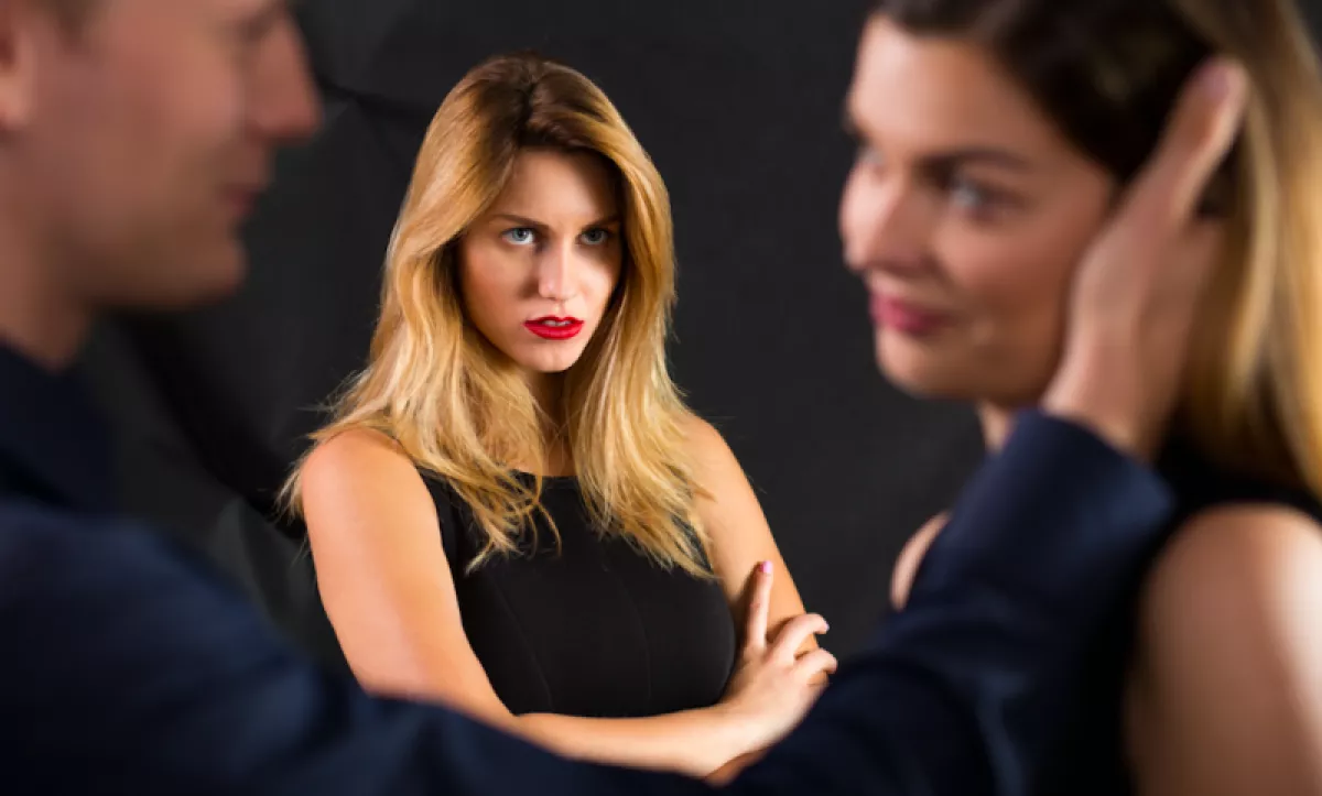 HŰTLENSÉG: ez az 5 csillagjegy mindig megcsalja a párját!