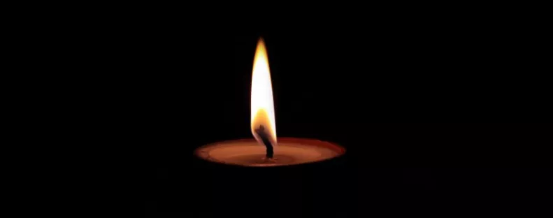 Koronavírus vitte el: apját gyászolja a Transformers sztárja! - Videó